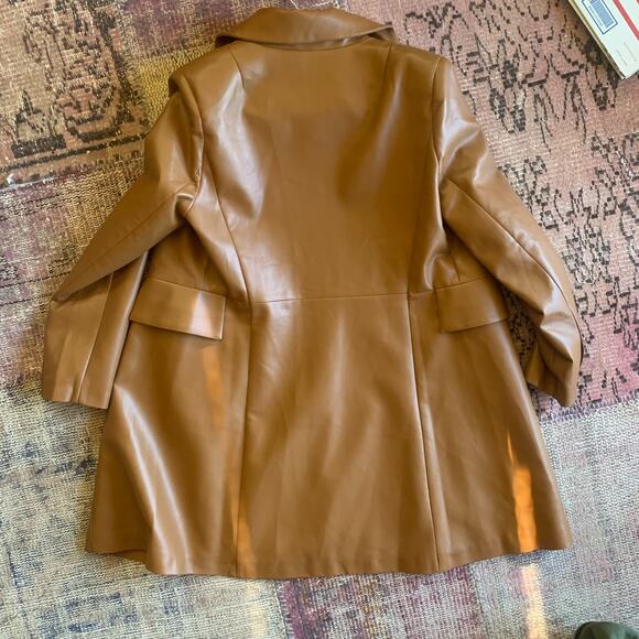 CABI VEGAN LEATHER JOPLIN CARAMEL JACKET medium - Picture 3 of 3